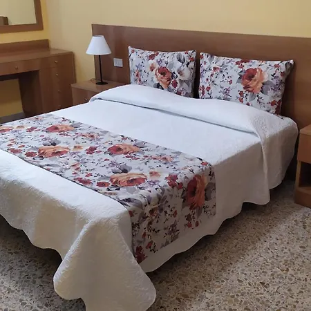 Grande Italia Szálloda 3*
